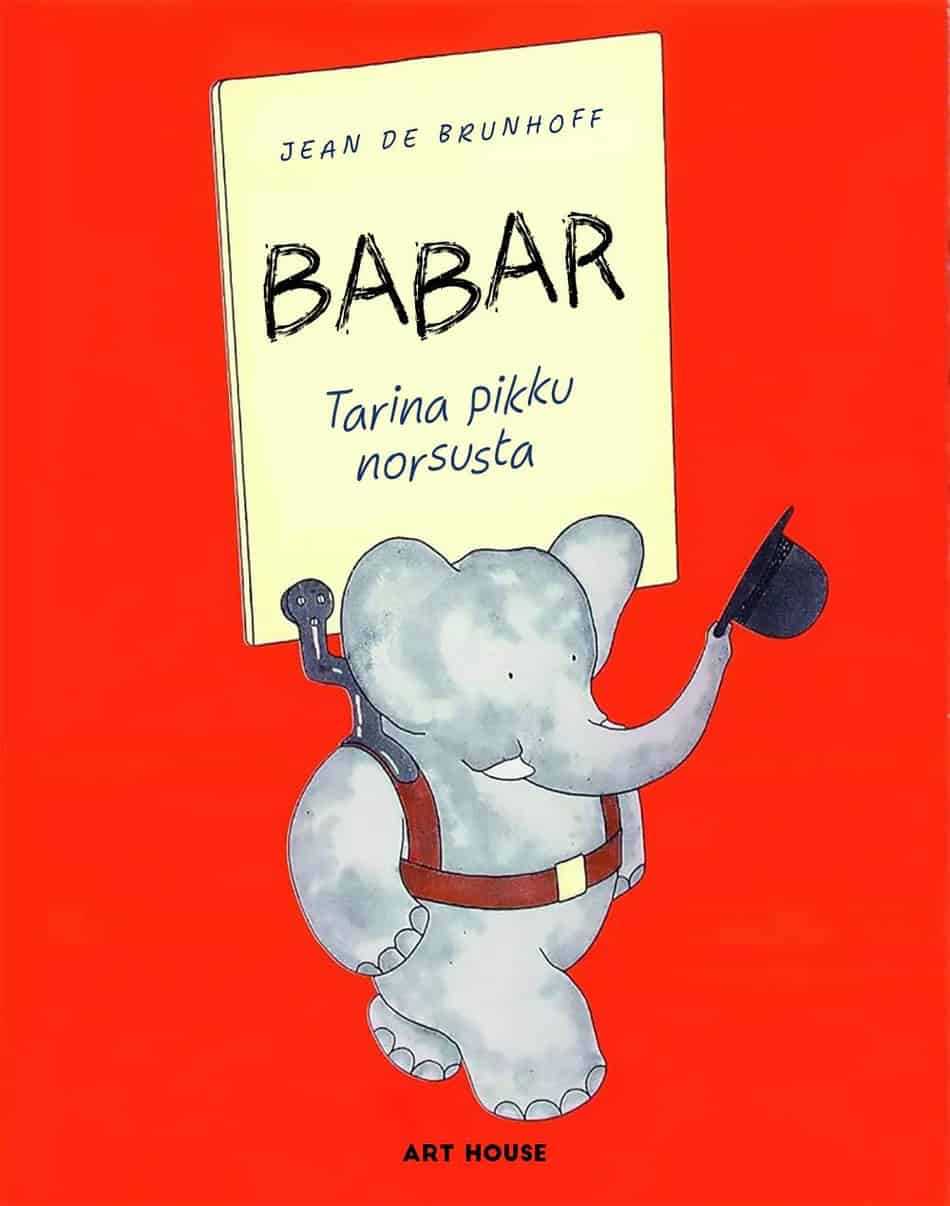 Babar-kirjan kannessa on punaisella taustalla piirretty norsu, joka kantaa selässään kylttiä, jossa on kirjan nimi. Norsulla on kärsänsä päässä hattu.
