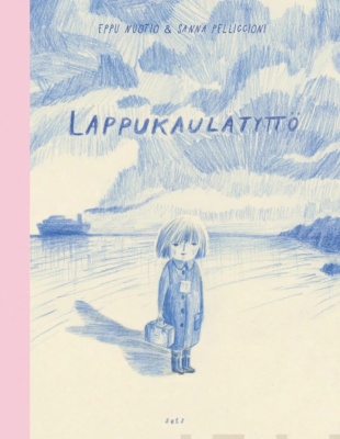 Lappukaulatyttö-kirjan kannessa on sinisellä puuvärillä piirretty kuva pienestä tytöstä pitkässä takissa ja pieni matkalaukku kädessä rannalla, taustallaan poispäin menevä iso höyrylaiva.