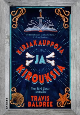 Kirjakauppoja ja kirouksia -kirjan kannessa on harmaan puisen kehikon sisällä kirjan nimi, sen keskellä ja-sanan takana ristikkäiset luut, kulmissa merellisiä simpukka-, meritähti- ja köysikoristeluja ja kuva avoimesta kirjasta, josta nousee esiin miekka.