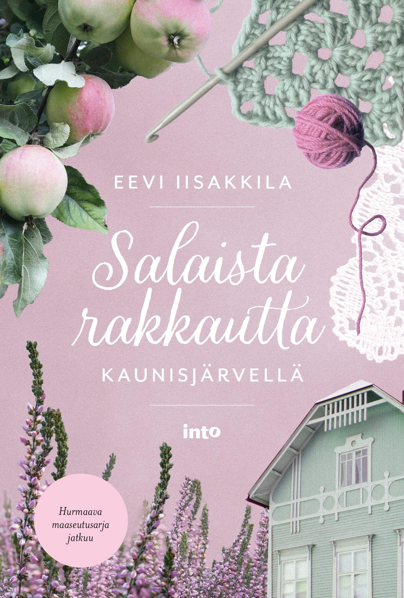 Salaista rakkautta Kaunisjärvellä -kirjan kannessa on laventelinvärisellä taustalla kirjan nimi keskellä ja reunoissa kuvia: omenapuun oksa omenoineen, kanervia, vaaleanvihreä iso puutalo, virkkaustyö, lankakerä ja virkattu pitsiliina.