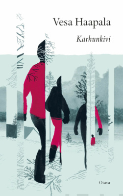 Karhunkiven kannessa on kuva punamustista ihmishahmoista puiden seassa, pilkottuna pystysuoriin viipaleisiin.