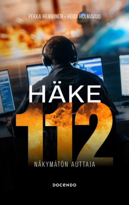 Häke 112 -kirjan kannesssa on kuva hätäkeskuspäivystäjästä tietokoneen äärellä. Taustalla näkyy sumeana tulipalolta näyttävä onnettomuuspaikka ja kirjan nimen 112-numerot ovat liekehtiviä.